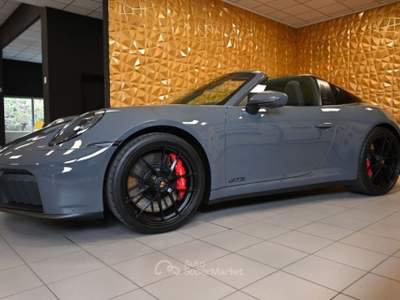 Porsche 911 NUOVA TARGA 4 GTS 541CV SOLLEV.21CHRONO CAM FULL!! Grigio usata Brescia