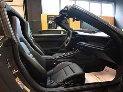Porsche 911 NUOVA TARGA 4 GTS 541CV SOLLEV.21CHRONO CAM FULL!! Grigio usata Brescia