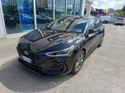 Ford Focus 1.0 EcoBoost Hybrid 125 CV 5p. ST-Line X Nero usata Imola