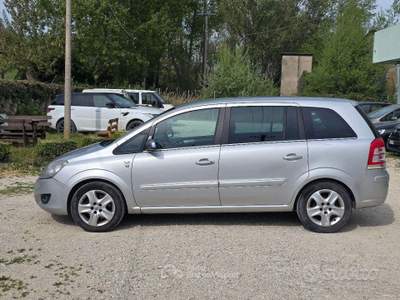 Opel Zafira 1.7 DIESEL OK NEOPATENTATI usata Sassofeltrio