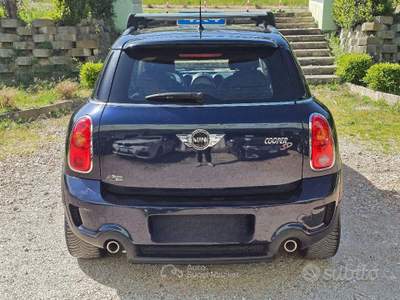 MINI Countryman SD 2.0 DIESEL 143CV ALL4 GARANZ usata Sassofeltrio