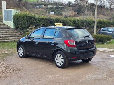Dacia Sandero OK NEOP. GARANZ 12 MESI usata Sassofeltrio