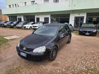 Volkswagen Golf VW GOLF 5 1.9 TDI 105.CV OK NEOPATENTATI usata Sassofeltrio