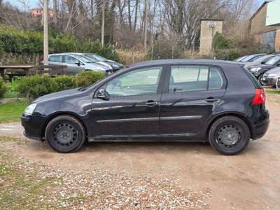 Volkswagen Golf VW GOLF 5 1.9 TDI 105.CV OK NEOPATENTATI usata Sassofeltrio