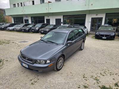 Volvo V40 1.9D DIESEL ASI OK NEOPATENTATI usata Sassofeltrio