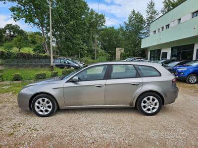 Alfa Romeo 159 SPORTWAGON 1.9 JTDM 150CV GARANZIA usata Sassofeltrio