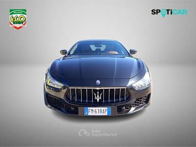 Maserati Ghibli V6 Diesel 275 CV Granlusso Nero usata Cassino