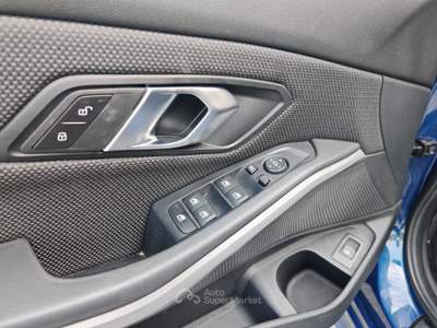 BMW Serie 3 318d 318 2.0 150CV 2022 UNICO PROPRIETARIO GARANZIA Blu/Azzurro usata MANERBA DEL GARDA