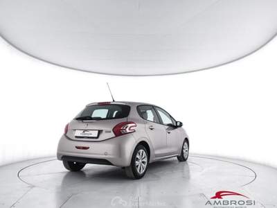 Peugeot 208 HDi 115 CV Stop&Start 5 porte Allure Bianco usata Corciano