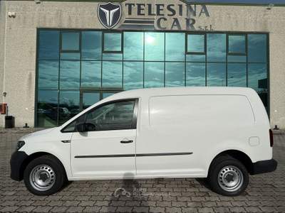 Volkswagen Caddy 2.0 TDI 4MOTION MAXI LE 4X4 Bianco usata San Salvatore Telesino