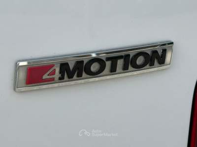 Volkswagen Caddy 2.0 TDI 4MOTION MAXI LE 4X4 Bianco usata San Salvatore Telesino