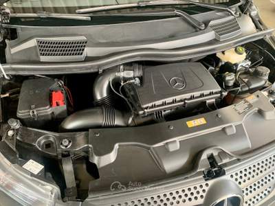 Mercedes-Benz Vito 119 CDI PC-SL Tourer Pro Long 8 posti Nero usata Gussago