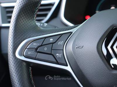Renault Clio 1.6 E-Tech Full Hybrid 145 esprit Alpin Grigio usata San Vincenzo