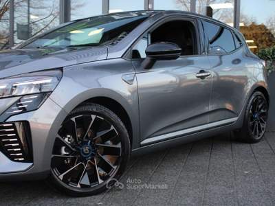 Renault Clio 1.6 E-Tech Full Hybrid 145 esprit Alpin Grigio usata San Vincenzo