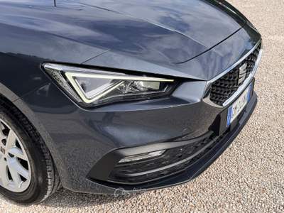 Seat Leon 1.0 TSI 90cv BENZINA Grigio usata Pollenza