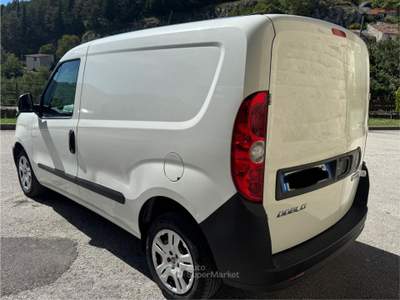 Fiat Doblò CARGO 3 POSTI Km 115000 CRONOLOGIA Bianco usata Isernia