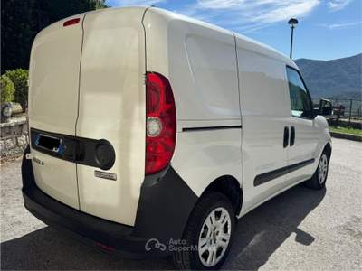 Fiat Doblò CARGO 3 POSTI Km 115000 CRONOLOGIA Bianco usata Isernia
