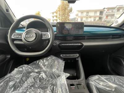 Fiat 600 Fiat 600 Hybrid 1.2 145cv Icon Verde usata Mondragone