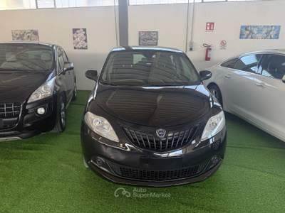 Lancia Ypsilon LANCIA YPSILON ORO 2023 Nero usata Ponsacco