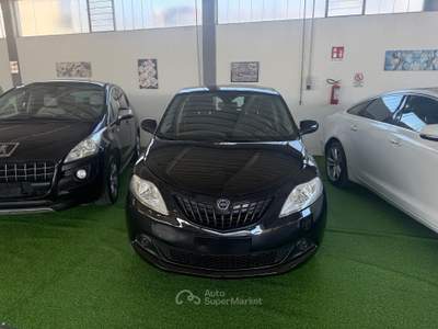 Lancia Ypsilon LANCIA YPSILON ORO 2023 Nero usata Ponsacco
