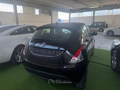 Lancia Ypsilon LANCIA YPSILON ORO 2023 Nero usata Ponsacco