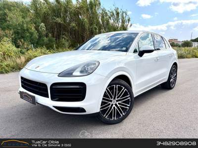Porsche Cayenne Porsche Cayenne 3.0 Platinum Edition #10838 Bianco usata Olbia