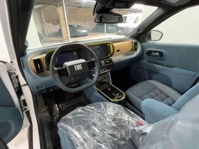 Fiat Grande Panda Grande Panda 1.2 hybrid La Prima 110cv edct Bianco usata Piombino Dese