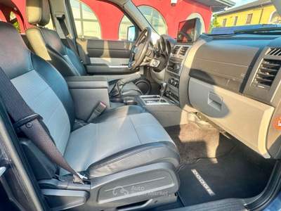 Dodge Nitro Dodge Nitro 2.8 crd 177 cv 4wd automatico Blu/Azzurro usata Rivanazzano Terme