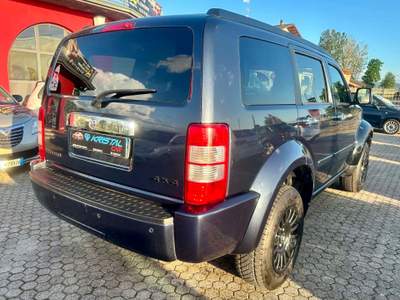 Dodge Nitro Dodge Nitro 2.8 crd 177 cv 4wd automatico Blu/Azzurro usata Rivanazzano Terme