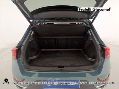 Volkswagen T-Roc 1.5 tsi style dsg Blu/Azzurro usata Assago
