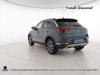 Volkswagen T-Roc 1.5 tsi style dsg Blu/Azzurro usata Assago