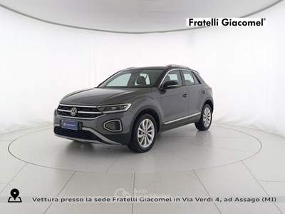 Volkswagen T-Roc 1.0 tsi style 115cv Grigio usata Assago