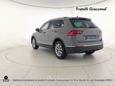 Volkswagen Tiguan 2.0 tdi life 150cv dsg Grigio usata Assago