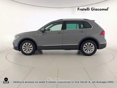 Volkswagen Tiguan 2.0 tdi life 150cv dsg Grigio usata Assago