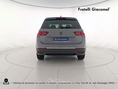 Volkswagen Tiguan 2.0 tdi life 150cv dsg Grigio usata Assago