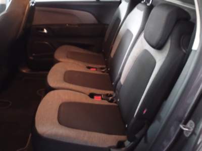 Citroen C4 SpaceTourer Citroen C4 Space tourer 7posti 1.5 hdi Grigio usata Genzano di Roma