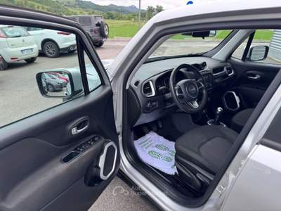 Jeep Renegade 1.6 Mjt 130 CV Longitude IVA ESPOSTA LEGGE 104 Argento usata Sant'Angelo in vado