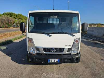 Nissan Cabstar NT400 35 130CV - RIBALTABILE TRILATERALE Bianco usata Maruggio
