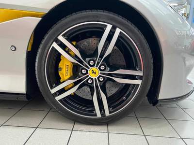 Ferrari Portofino Portofino |CARBON|CARPLAY|MAGNERIDE|APPROVED Argento usata Calvatone