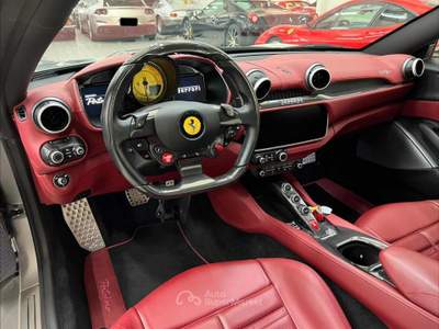 Ferrari Portofino Portofino |CARBON|CARPLAY|MAGNERIDE|APPROVED Argento usata Calvatone