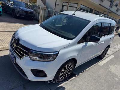 Renault Kangoo 1.5 Blue dCi 95 CV EDC TECHNO Bianco usata Pieve a Nievole