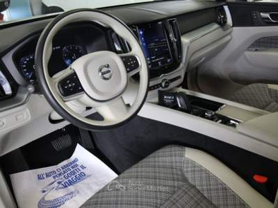 Volvo XC60 B5 AWD Geartronic Business Plus - TETTO Bianco usata Torino