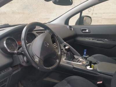 Peugeot 3008 Secondo proprietario e non fumatore Grigio usata Barletta