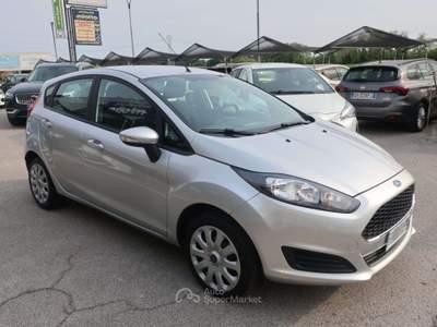 Ford Fiesta Fiesta 5p 1.2 Business 82cv Argento usata Ponte di Piave