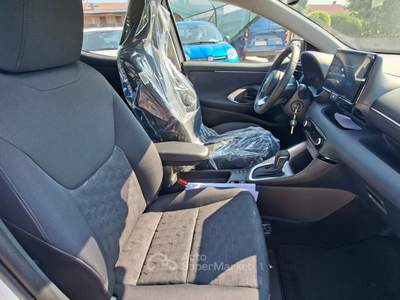 Toyota Yaris 1.5 Hybrid 115 Active Bianco usata Castiglione delle Stiviere
