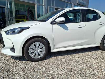 Toyota Yaris 1.5 Hybrid 115 Active Bianco usata Castiglione delle Stiviere