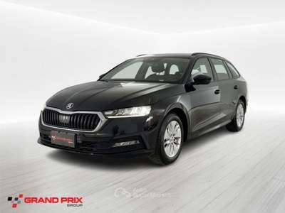 Skoda Octavia 1.0 e-TEC DSG Wagon Executive Nero usata Castenaso