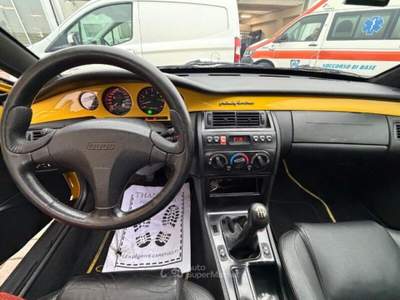 Fiat Coupé 2.0 i.e. 16V Confort Giallo usata Strambino