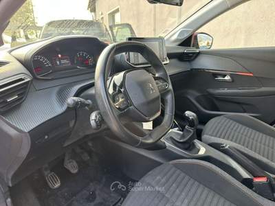 Peugeot 208 PureTech 75 Stop&Start 5 porte Active Rosso usata Oderzo