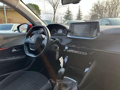 Peugeot 208 PureTech 75 Stop&Start 5 porte Active Rosso usata Oderzo
